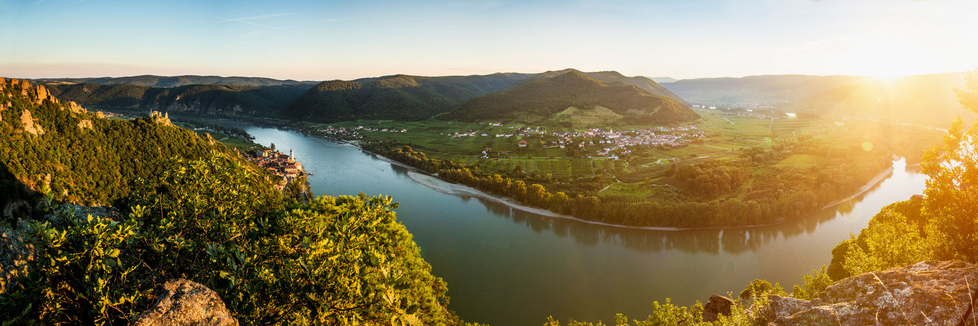 Die Wachau mit Blick auf Dürnstein – ein beliebtes Ausflugsziel in Niederösterreich