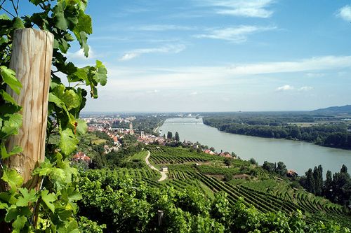 (c) Winter Krems, K.M. Westermann Krems an der Donau