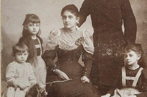 Adolf and Marie Schiele with Egon, Melanie and Elvira Adolf and Marie Schiele with Egon, Melanie and Elvira
