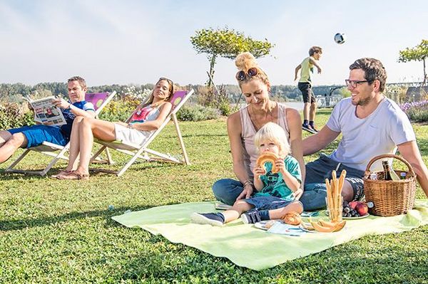 Picknick an der Donaulände Tulln 