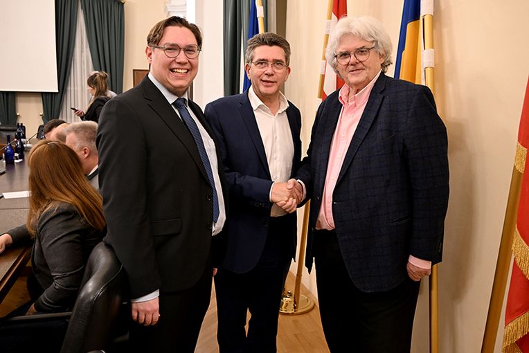   Josef Beinhardt folgt Elfriede Pfeiffer im Tullner Stadtrat nach