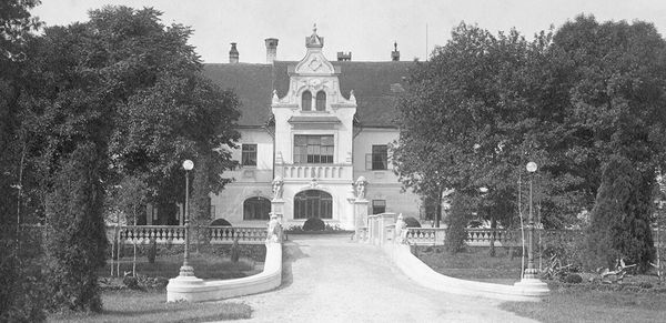 Sanatorium with garden