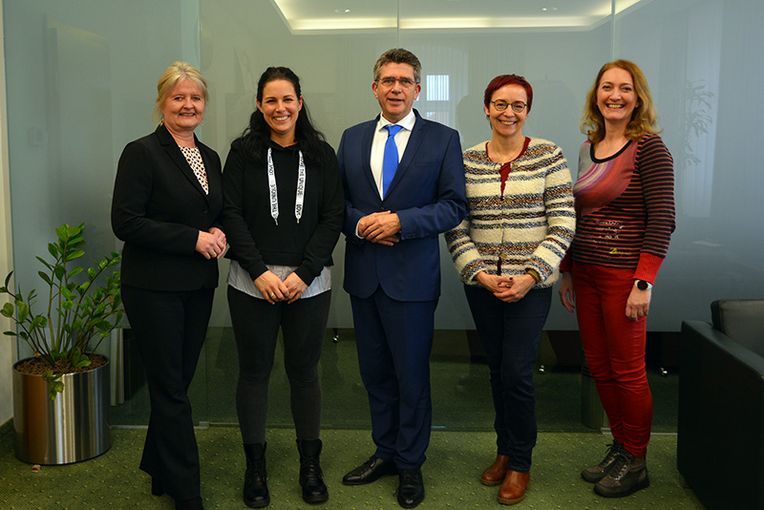 Bildschirmfrei bis drei: Tulln finanziert Beratung zu gesunder Mediennutzung 