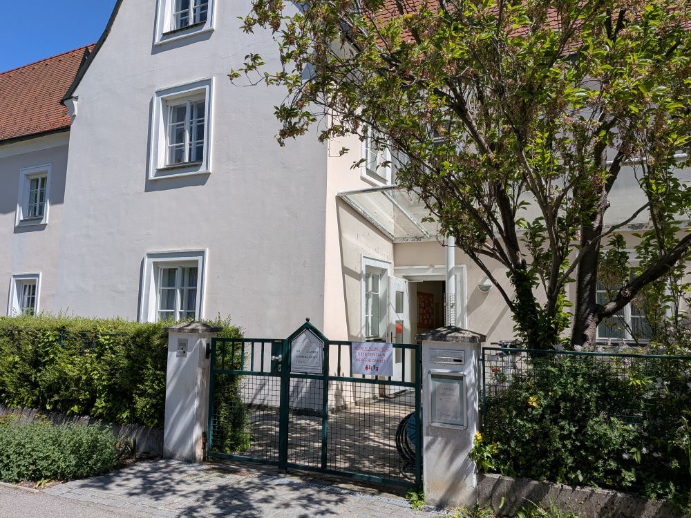 Haupteingang des Landeskindergarten II in Tulln